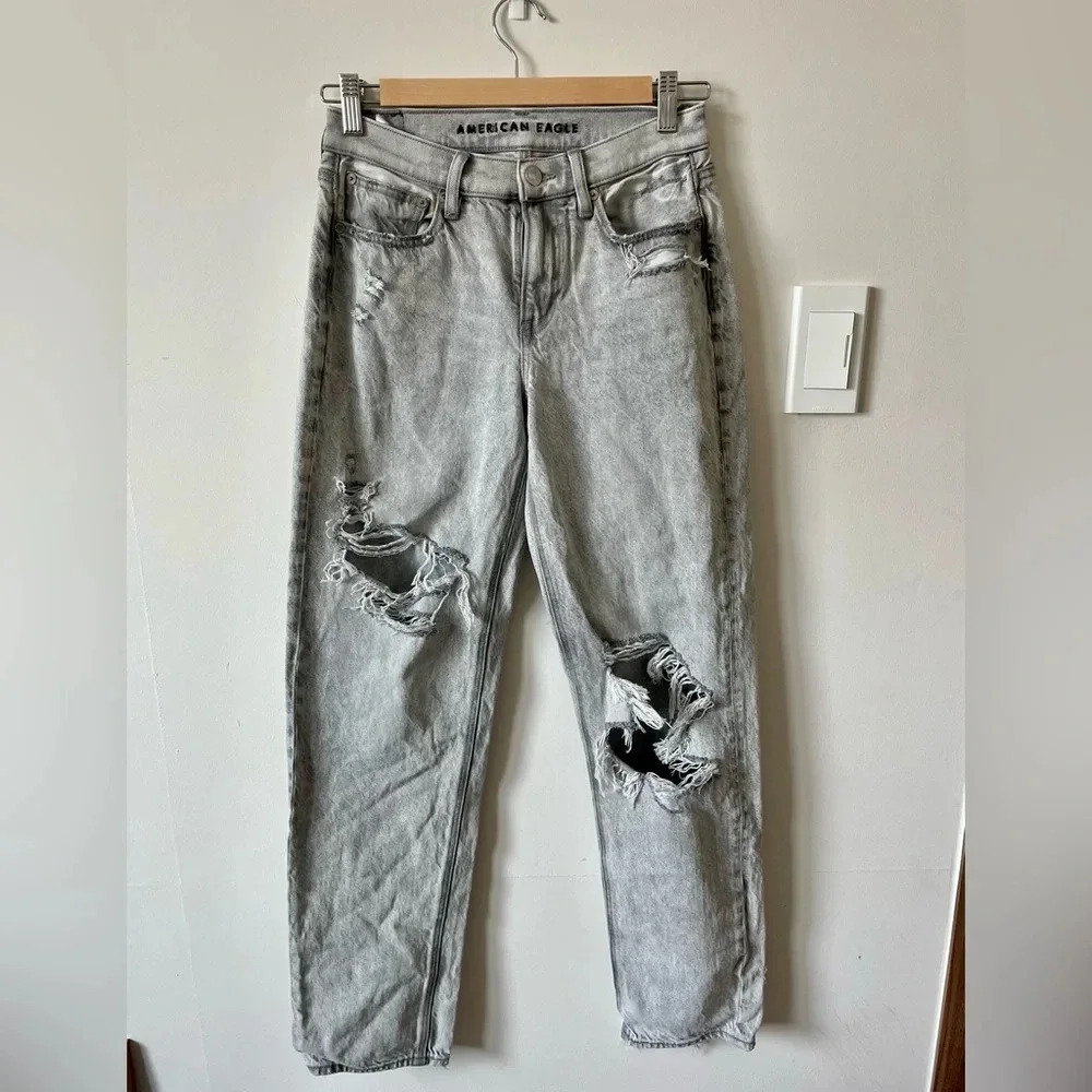 American Eagle 90’s Straight Jeans